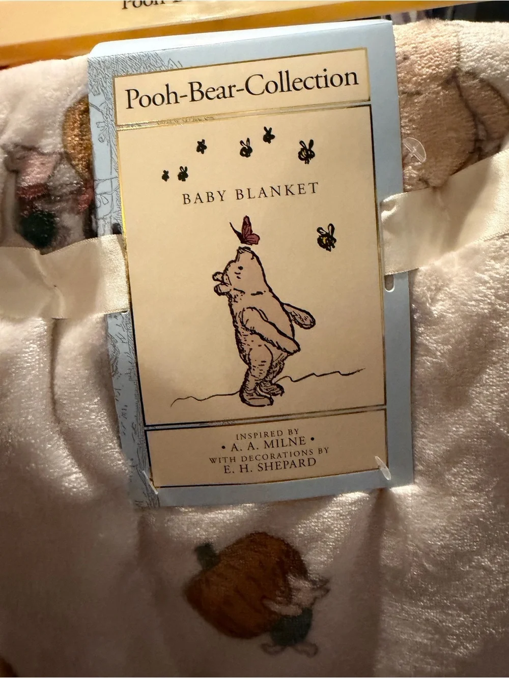 Disney Cream Plush Baby Blanket with Pooh & Pumpkin Design